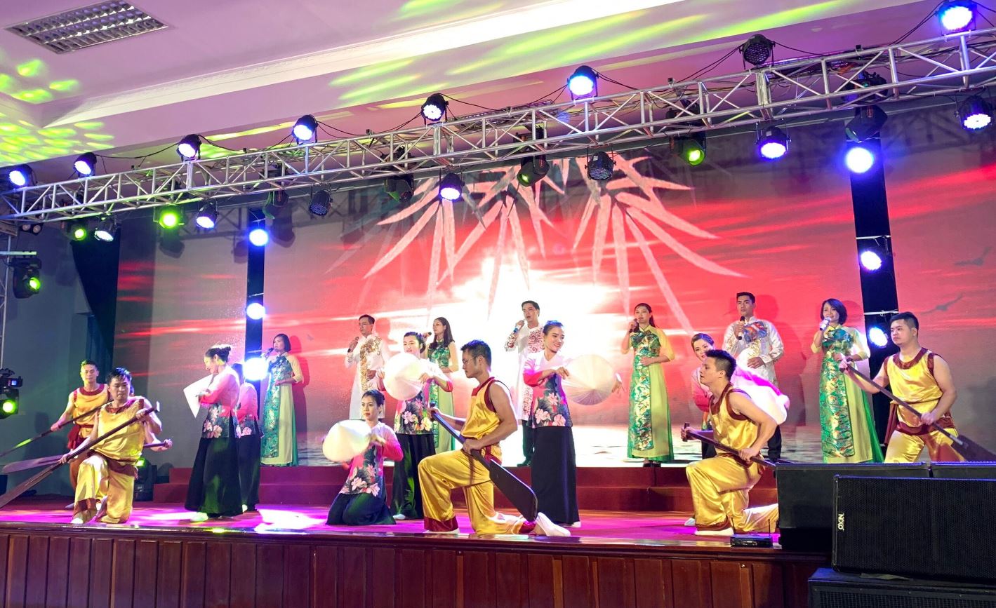 dàn âm thanh ánh sáng chất lượng cao cho nhà văn hóa huyện